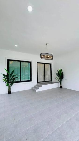 undefined, Chon Buri (Pattaya), Nong Pla Lai, Bang Lamung (Pattaya), Chon Buri (Pattaya), 3 Bedrooms, 150 sqm, Single Detached House For Sale, by Valen Lokunpai, 500537258 - DDproperty.com