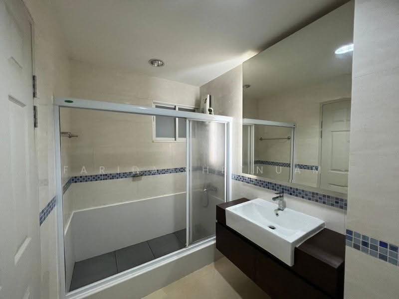 Life @ Ratchada-Suthisan, Bangkok, Ratchadapisek Road, Samsen Nok, Huai Khwang, Bangkok, 1 Bedroom, 41 sqm, Condo For Sale, by Farida Phetnuam, 500537288 - DDproperty.com
