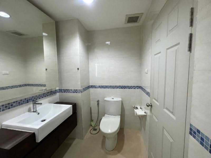 Life @ Ratchada-Suthisan, Bangkok, Ratchadapisek Road, Samsen Nok, Huai Khwang, Bangkok, 1 Bedroom, 41 sqm, Condo For Sale, by Farida Phetnuam, 500537288 - DDproperty.com