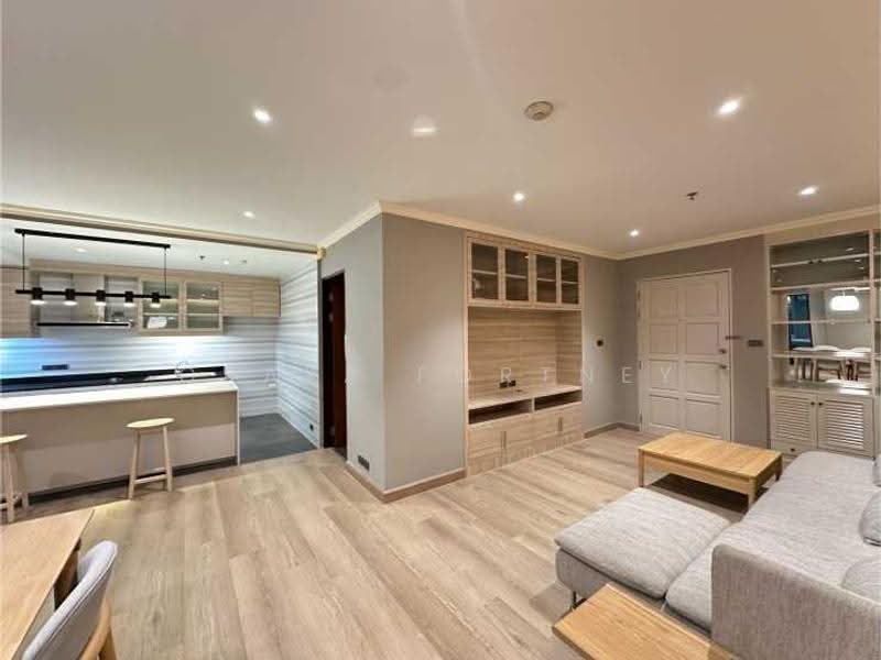 Baan Suanpetch, Bangkok, 18 Soi Sukhumvit 39, Khlong Tan Nua, Watthana, Bangkok, 2 Bedrooms, 135 sqm, Condo For Rent, by Oraya Fortney, 500537328 - DDproperty.com
