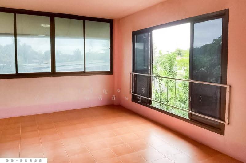 Detached House in Mueang Lamphun DD-01045, Lamphun, Umong, Muang Lamphun, Lamphun, 3 Bedrooms, 230 sqm, Single Detached House For Sale, by Benchawarin Pakkawetppisit, 500537352 - DDproperty.com