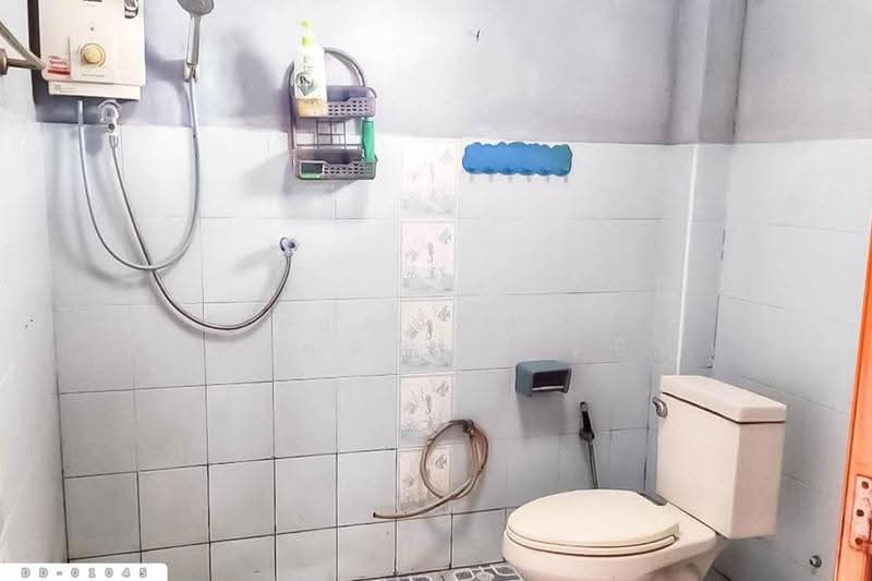 Detached House in Mueang Lamphun DD-01045, Lamphun, Umong, Muang Lamphun, Lamphun, 3 Bedrooms, 230 sqm, Single Detached House For Sale, by Benchawarin Pakkawetppisit, 500537352 - DDproperty.com
