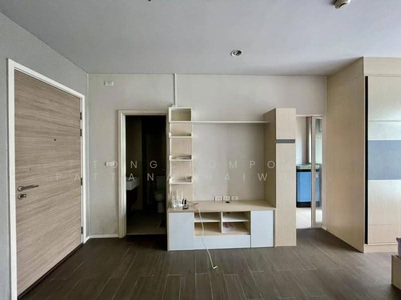 HIVE Taksin, Bangkok, 18 1 Soi, Khlong Ton Sai, Khlong San, Bangkok, 1 Bedroom, 30 sqm, Condo For Sale, by Tongchompoo Pattanachaiwongkoon, 500537372 - DDproperty.com