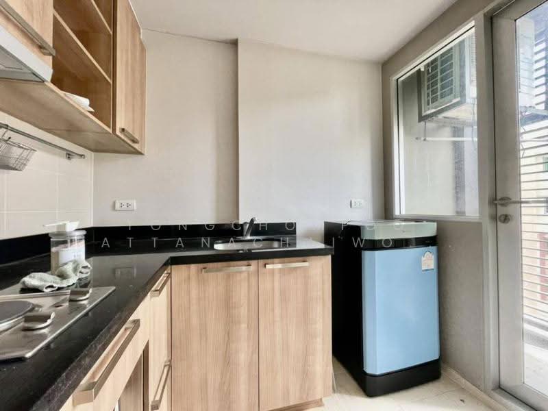 HIVE Taksin, Bangkok, 18 1 Soi, Khlong Ton Sai, Khlong San, Bangkok, 1 Bedroom, 30 sqm, Condo For Sale, by Tongchompoo Pattanachaiwongkoon, 500537372 - DDproperty.com