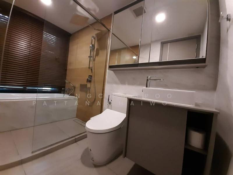 Taka Haus, Bangkok, 99 Soi Ekamai 10, Khlong Tan Nua, Watthana, Bangkok, 2 Bedrooms, 65 sqm, Condo For Rent, by Tongchompoo Pattanachaiwongkoon, 500537376 - DDproperty.com