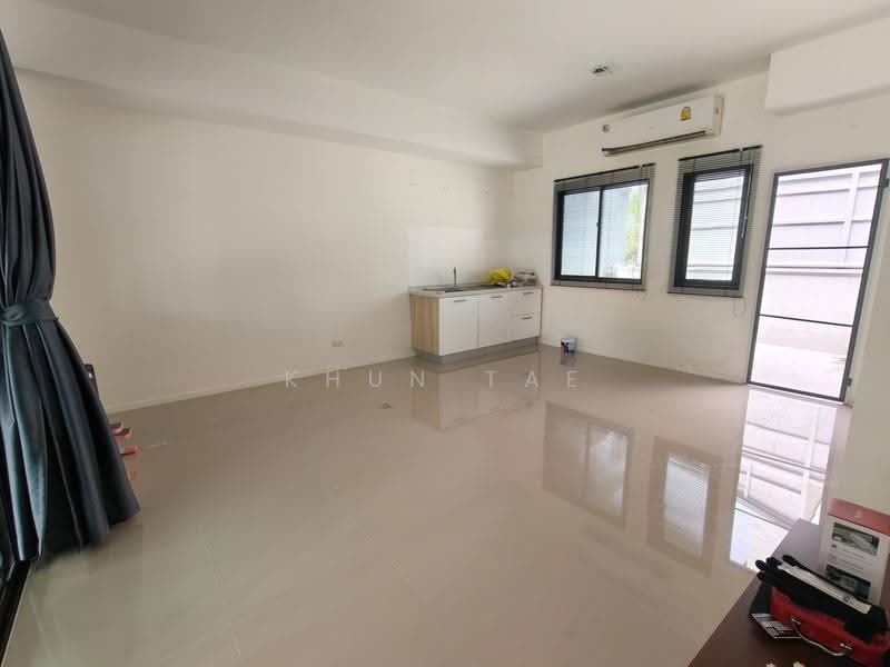 Pleno Pahonyothin 54/1, Bangkok, Soi Phahonyothin 54/1 Yak 4 (Wat Koh), Sai Mai, Bangkok, 2 Bedrooms, 120 sqm, Townhouse For Sale, by Khun Tae, 500537389 - DDproperty.com