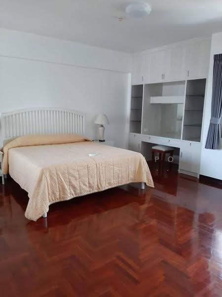 Kanta Mansion, Bangkok, 73 Soi Sukhumvit 26, Khong Tan, Khlong Toei, Bangkok, 3 Bedrooms, 265 sqm, Apartment For Rent, by Tongchompoo Pattanachaiwongkoon, 500537412 - DDproperty.com