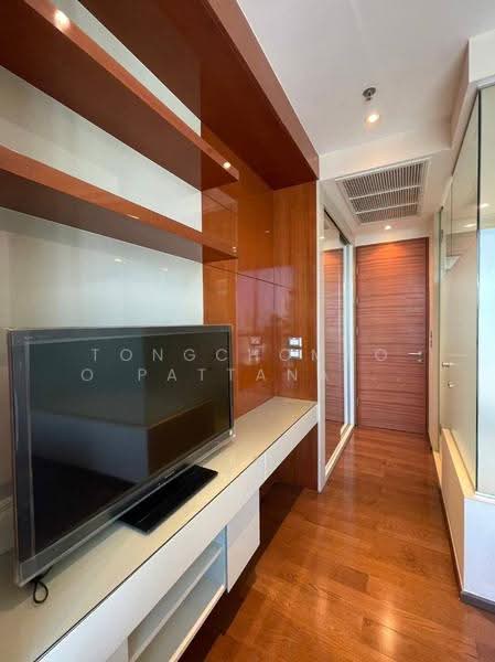 The Address Sukhumvit 28 : ดิ แอดเดรส สุขุมวิท 28, กรุงเทพ, 1 ซอยสุขุมวิท 28 ถนนสุขุมวิท แขวงคลองตัน เขตคลองเตย กรุงเทพมหานคร, คลองตัน, คลองเตย, กรุงเทพ, 70 ตร.ม., คอนโด ขาย, โดย Tongchompoo Pattanachaiwongkoon, 500537421 - DDproperty.com