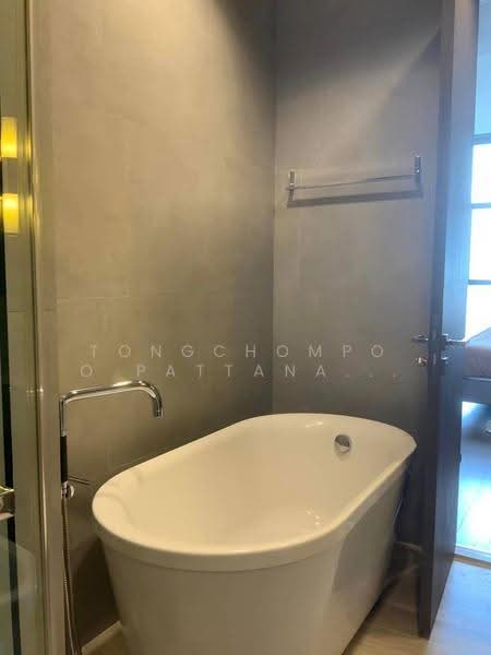 The Diplomat Sathorn, Bangkok, 158 Sathorn Nua Road, Silom, Bang Rak, Bangkok, 2 Bedrooms, 75 sqm, Condo For Sale, by Tongchompoo Pattanachaiwongkoon, 500537442 - DDproperty.com