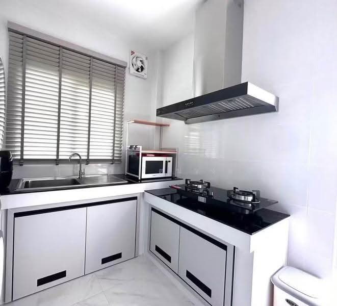 Laddarom Chatuchot 15, Bangkok, Soi Chatuchot 15, O-Ngoen, Sai Mai, Bangkok, 4 Bedrooms, 240 sqm, Single Detached House For Rent, by บุษบา รัตนวงษ์ชัย, 500537544 - DDproperty.com