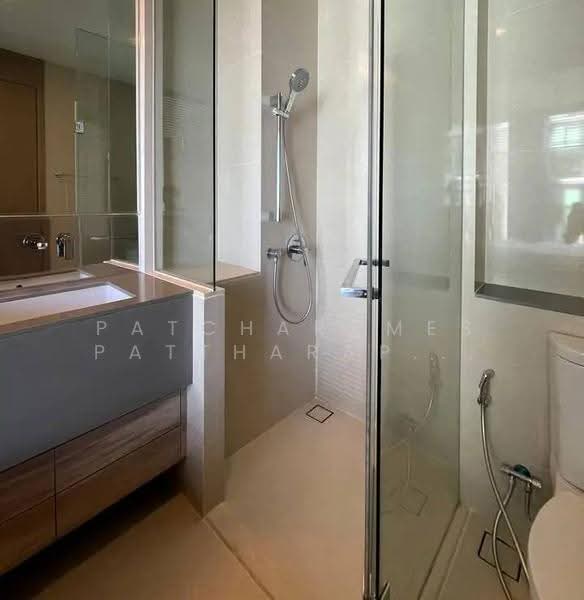 The Esse Asoke, Bangkok, 333 Soi Sukhumvit 21, Sukhumvit Road, Khlongtoei Nua, Watthana, Bangkok, 1 Bedroom, 45 sqm, Condo For Rent, by Patcharames Pattharapornviboon, 500537553 - DDproperty.com