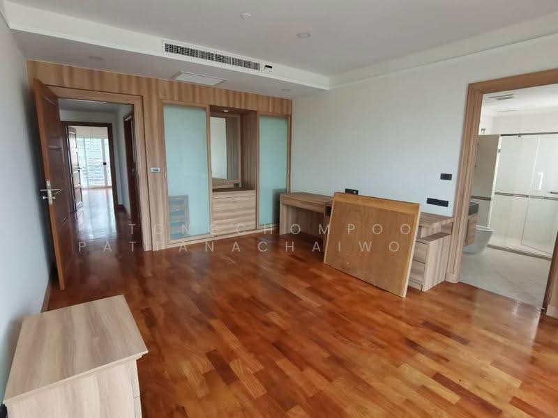 BT Residence, Bangkok, 8 Soi Sukhumvit 8, Khlong Toei, Bangkok, 3 Bedrooms, 300 sqm, Apartment For Rent, by Tongchompoo Pattanachaiwongkoon, 500537573 - DDproperty.com