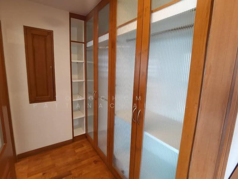 BT Residence, Bangkok, 8 Soi Sukhumvit 8, Khlong Toei, Bangkok, 3 Bedrooms, 300 sqm, Apartment For Rent, by Tongchompoo Pattanachaiwongkoon, 500537573 - DDproperty.com