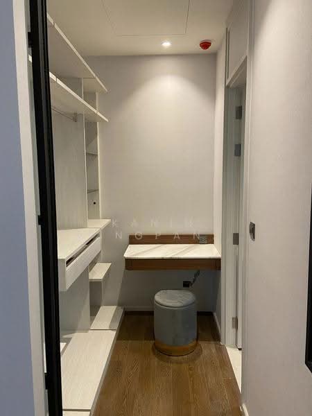 Muniq Langsuan, Bangkok, Soi Tonson, Lumphini, Pathum Wan, Bangkok, 2 Bedrooms, 95 sqm, Condo For Rent, by Kanin Thangpanyawa, 500537601 - DDproperty.com