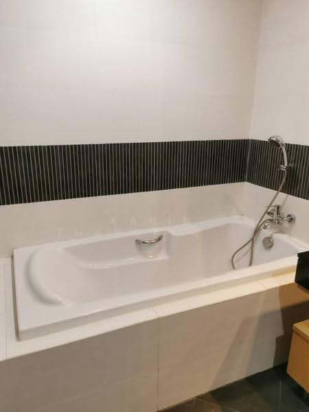 Urbana Sathorn, Bangkok, 55 South Sathorn Road, Thung Maha Mek, Sathon, Bangkok, 2 Bedrooms, 130 sqm, Apartment For Rent, by Kanin Thangpanyawa, 500537667 - DDproperty.com