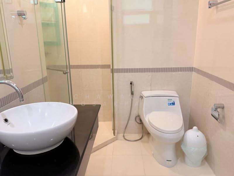 Baan Klang Krung Siam-Pathumwan, Bangkok, Petchburi Road, Thanon Phetchaburi, Ratchathewi, Bangkok, 2 Bedrooms, 84 sqm, Condo For Sale, by CHAWALIT KONGSAKPAIBUL, 500537683 - DDproperty.com