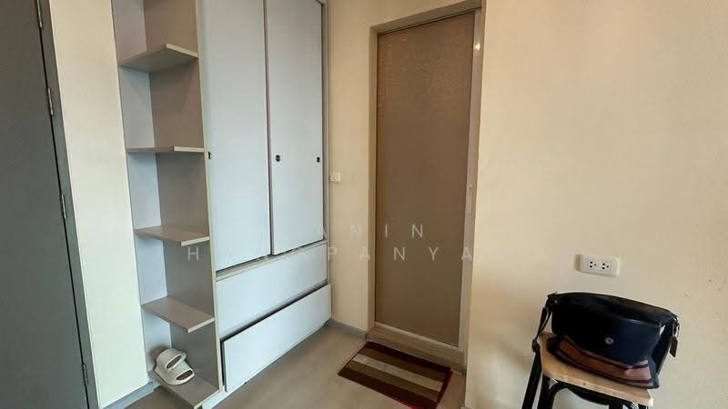 Life Ratchadapisek, Bangkok, 279 Ratchadapisaek Road, Huai Khwang, Bangkok, 2 Bedrooms, 46 sqm, Condo For Rent, by Kanin Thangpanyawa, 500537738 - DDproperty.com