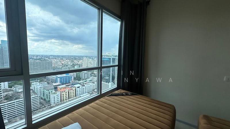 Life Ratchadapisek, Bangkok, 279 Ratchadapisaek Road, Huai Khwang, Bangkok, 2 Bedrooms, 46 sqm, Condo For Rent, by Kanin Thangpanyawa, 500537738 - DDproperty.com