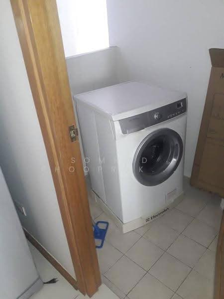 The Emporio Place, Bangkok, 93 Soi Sukhumvit 24, Sukhumvit Road, Khong Tan, Khlong Toei, Bangkok, 1 Bedroom, 65 sqm, Condo For Rent, by Somrad Phoopruksachart, 500537747 - DDproperty.com