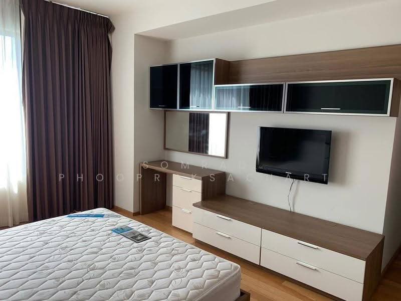 The Emporio Place, Bangkok, 93 Soi Sukhumvit 24, Sukhumvit Road, Khong Tan, Khlong Toei, Bangkok, 1 Bedroom, 65 sqm, Condo For Rent, by Somrad Phoopruksachart, 500537747 - DDproperty.com