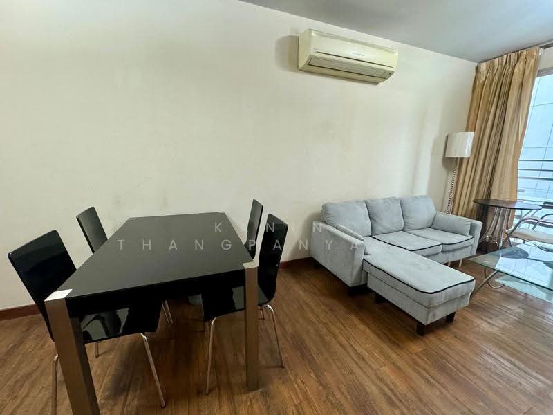 Von Napa Sukhumvit 38, Bangkok, Soi Sukhumvit 38, Phra Kanong, Khlong Toei, Bangkok, 1 Bedroom, 54 sqm, Condo For Rent, by Kanin Thangpanyawa, 500537781 - DDproperty.com