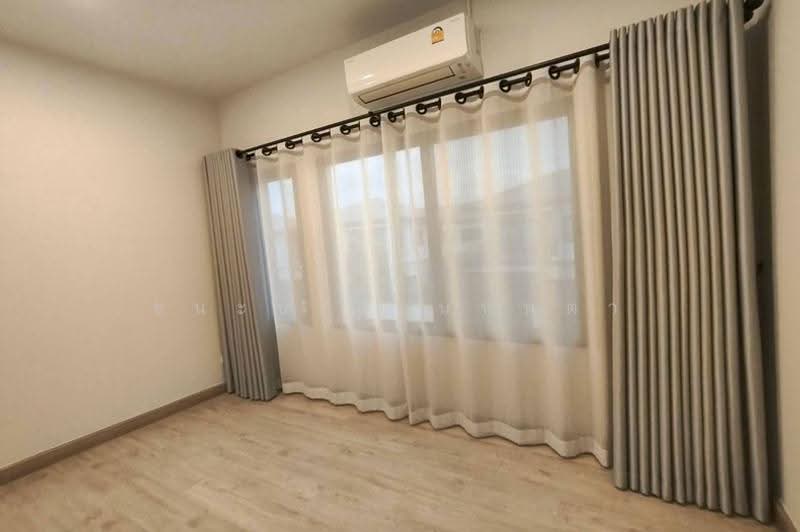 Britania Saimai Khukhot Station, Bangkok, 117 Sai Mai Rd., Sai Mai, Bangkok, 3 Bedrooms, 160 sqm, Single Detached House For Sale, by ชนะชาติ นนท์ตา, 500537830 - DDproperty.com