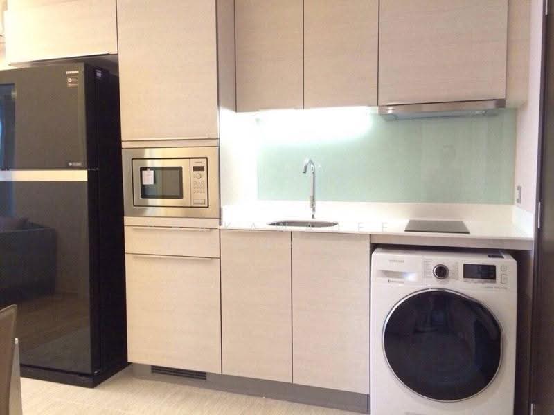 H Sukhumvit 43, Bangkok, 28 Sukhumvit 34 Road, Khlong Tan Nua, Watthana, Bangkok, 1 Bedroom, 38 sqm, Condo For Rent, by Phakawadee Jiramanee, 500537849 - DDproperty.com