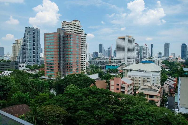 Vittorio 39, Bangkok, 8 Sukhumvit, Khlong Tan Nua, Watthana, Bangkok, 2 Bedrooms, 137 sqm, Condo For Rent, by Kanin Thangpanyawa, 500537857 - DDproperty.com