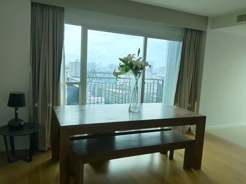 Life Ratchadapisek, Bangkok, 279 Ratchadapisaek Road, Huai Khwang, Bangkok, 2 Bedrooms, 65 sqm, Condo For Rent, by Khun Toey เตย, 500537862 - DDproperty.com