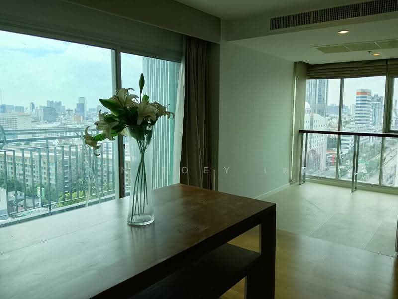 Life Ratchadapisek, Bangkok, 279 Ratchadapisaek Road, Huai Khwang, Bangkok, 2 Bedrooms, 65 sqm, Condo For Rent, by Khun Toey เตย, 500537862 - DDproperty.com