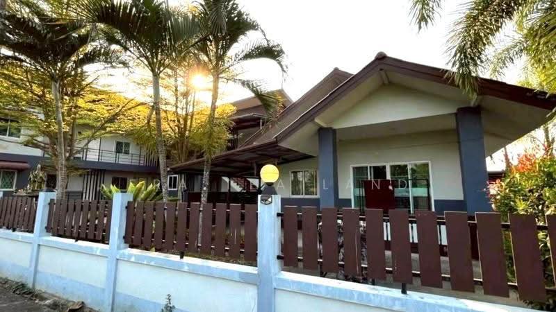 ขายหอพัก 2 ชั้น และบ้าน 1 หลัง พร้อมที่ดินผืนใหญ่ 2 งาน 35 ตร.วา ต.ริมกก อ.เมืองเชียงราย, เชียงราย, ริมกก, เมืองเชียงราย, เชียงราย, 528 ตร.ม., กิจการ ขาย, โดย ERA Thailand, 500537876 - DDproperty.com