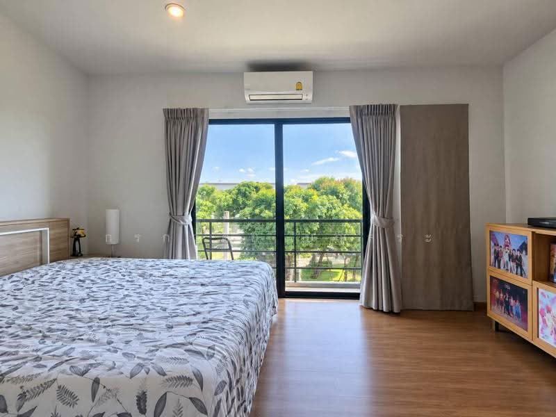 Baan Klang Muang Ramintra, Bangkok, Soi Kanchanaphisek 6/1, Tha Rang, Bang Khen, Bangkok, 3 Bedrooms, 155 sqm, Townhouse For Sale, by กรกฤตย์ บุญสระ, 500537917 - DDproperty.com