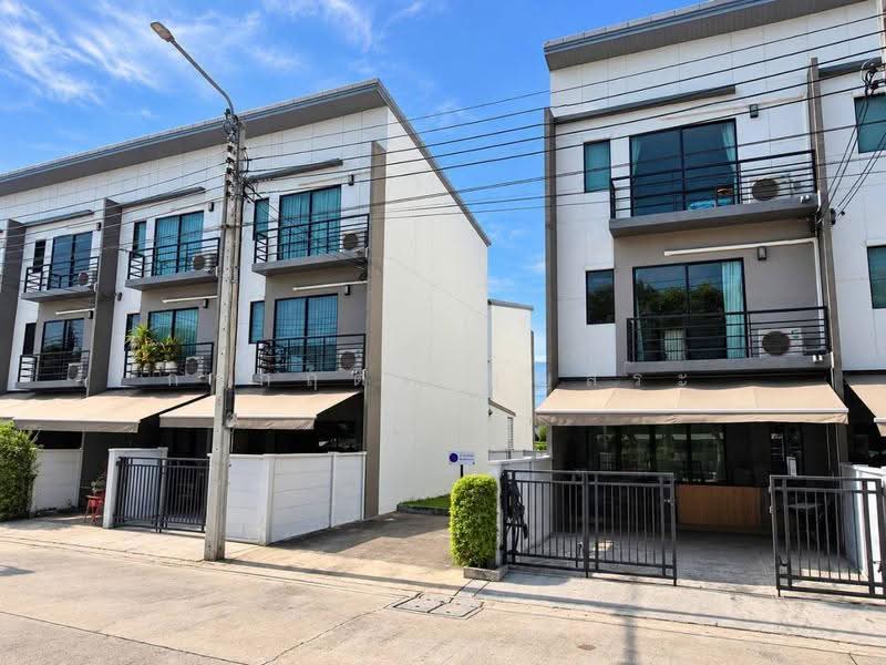 Baan Klang Muang Ramintra : บ้านกลางเมือง รามอินทรา, กรุงเทพ, ซอยกาญจนาภิเษก 6/1, ท่าแร้ง, บางเขน, กรุงเทพ, 155 ตร.ม., ทาวน์เฮ้าส์ ขาย, โดย กรกฤตย์ บุญสระ, 500537917 - DDproperty.com