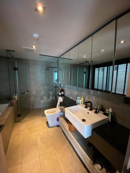 The Lofts Asoke, Bangkok, Sukhumvit 21 Road, Khlongtoei Nua, Watthana, Bangkok, 3 Bedrooms, 145 sqm, Condo For Rent, by Phakawadee Jiramanee, 500537943 - DDproperty.com