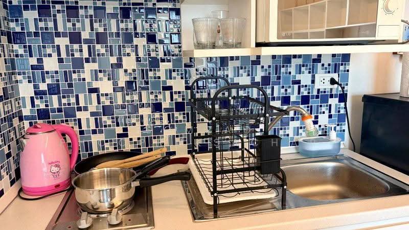 Thru Thonglor, Bangkok, Petchaburi Road, Bang Kapi, Huai Khwang, Bangkok, 1 Bedroom, 36 sqm, Condo For Rent, by Somrad Phoopruksachart, 500537947 - DDproperty.com
