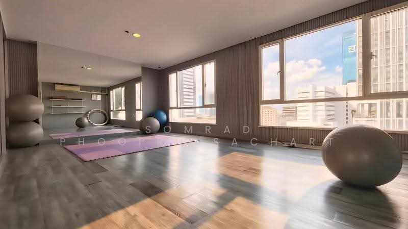 Thru Thonglor, Bangkok, Petchaburi Road, Bang Kapi, Huai Khwang, Bangkok, 1 Bedroom, 36 sqm, Condo For Rent, by Somrad Phoopruksachart, 500537947 - DDproperty.com