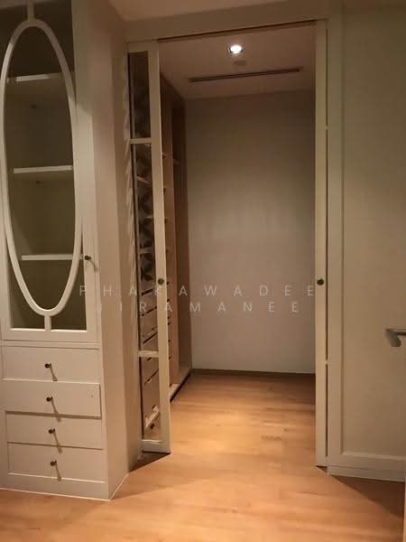 Saladaeng Residences, Bangkok, 29/1 North Sathorn Road, Silom, Bang Rak, Bangkok, 2 Bedrooms, 101 sqm, Condo For Rent, by Phakawadee Jiramanee, 500537985 - DDproperty.com