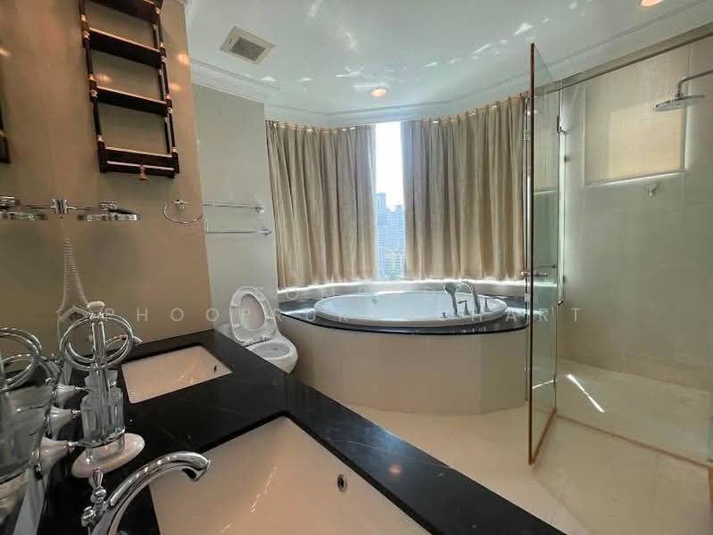 Royce Private Residences, Bangkok, 61 Soi Sukhumvit 31, Khlongtoei Nua, Watthana, Bangkok, 3 Bedrooms, 178 sqm, Condo For Rent, by Somrad Phoopruksachart, 500537986 - DDproperty.com