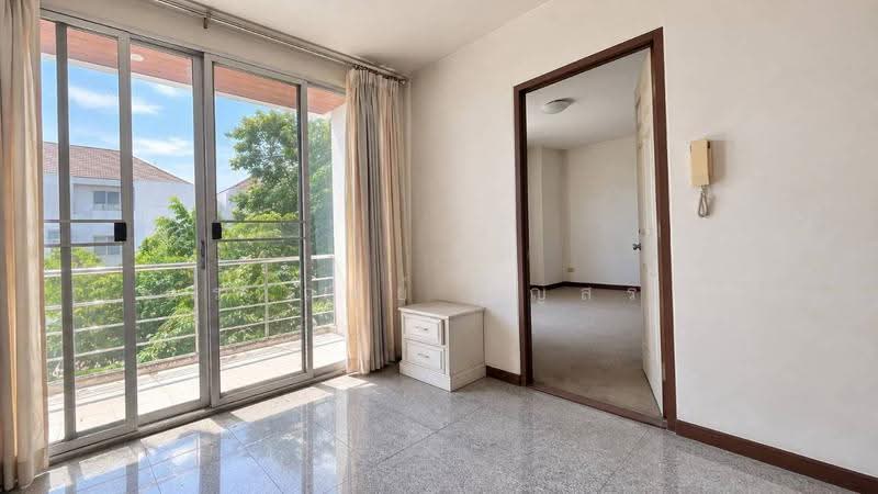 Neo-City Donmuang, Bangkok, Soi Nawong Pracha Phatthana 13, Si Khan, Don Mueang, Bangkok, 3 Bedrooms, 88 sqm, Condo For Sale, by กรกฤตย์ บุญสระ, 500538020 - DDproperty.com