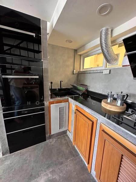 Thonglor Tower, Bangkok, Soi Thonglor, Sukhumvit 55 Road, Khlongtoei Nua, Watthana, Bangkok, 2 Bedrooms, 100 sqm, Condo For Rent, by Jentina Homes & Co, 500538026 - DDproperty.com