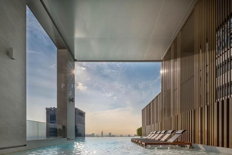 The Esse Asoke, Bangkok, 333 Soi Sukhumvit 21, Sukhumvit Road, Khlongtoei Nua, Watthana, Bangkok, 1 Bedroom, 47 sqm, Condo For Rent, by Phakawadee Jiramanee, 500538037 - DDproperty.com