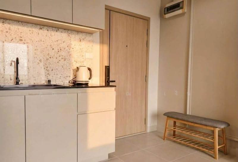 Intro Phaholyothin-Pradipat, Bangkok, Pradipat, Samsen Nai, Phaya Thai, Bangkok, 1 Bedroom, 44 sqm, Condo For Rent, by คุณรวีวรรณ อู่เงิน, 500538102 - DDproperty.com
