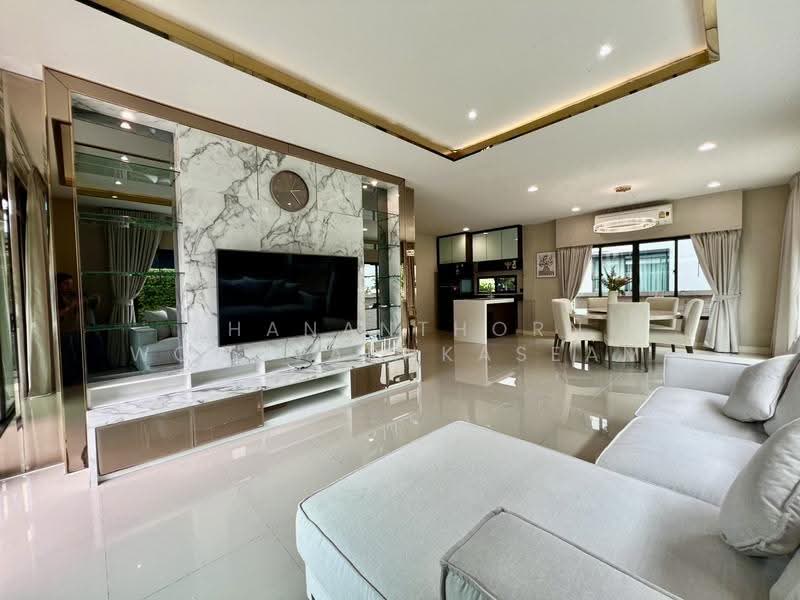 Setthasiri Krungthep Kreetha, Bangkok, Krungthep Kreetha Road, Hua Mak, Bang Kapi, Bangkok, 4 Bedrooms, 260 sqm, Single Detached House For Rent, by Thananthorn Wongvarnkaseam, 500538122 - DDproperty.com
