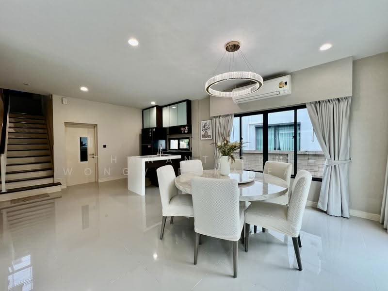 Setthasiri Krungthep Kreetha, Bangkok, Krungthep Kreetha Road, Hua Mak, Bang Kapi, Bangkok, 4 Bedrooms, 260 sqm, Single Detached House For Rent, by Thananthorn Wongvarnkaseam, 500538122 - DDproperty.com