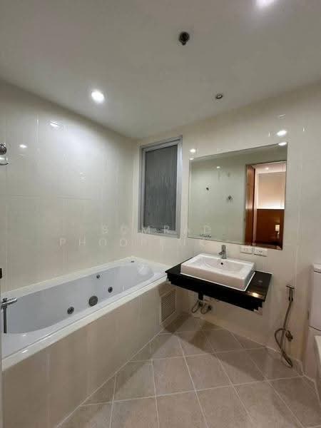 The Master Centrium Asoke-Sukhumvit, Bangkok, Sukhumvit 21, Khlongtoei Nua, Watthana, Bangkok, 2 Bedrooms, 150 sqm, Condo For Rent, by Somrad Phoopruksachart, 500538124 - DDproperty.com