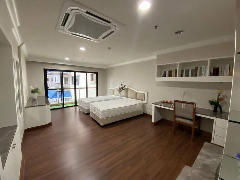 G.P. Grande Tower, Bangkok, 55 Sukhumvit 23, Khlongtoei Nua, Watthana, Bangkok, 3 Bedrooms, 220 sqm, Apartment For Rent, by Somrad Phoopruksachart, 500538130 - DDproperty.com