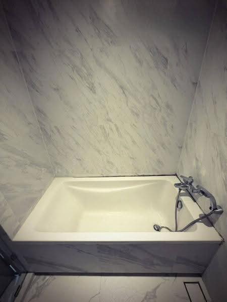 Fynn Asoke, Bangkok, 28 Sukhumvit 10 Alley, Khlong Toei, Bangkok, 1 Bedroom, 39 sqm, Condo For Rent, by Somrad Phoopruksachart, 500538153 - DDproperty.com