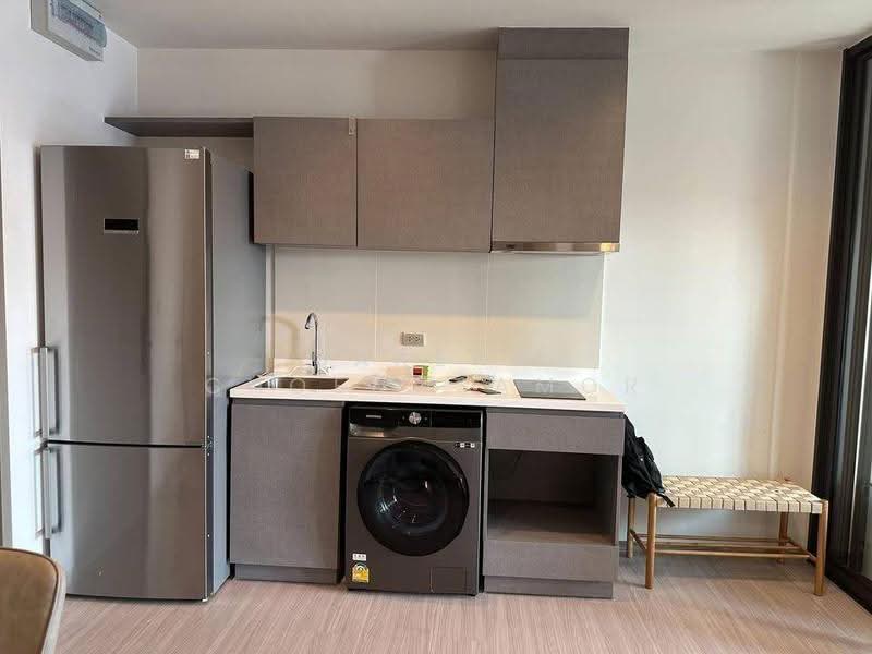 Life Asoke Hype, Bangkok, 339 Chaturathit Rd, Makkasan, Ratchathewi, Bangkok, 2 Bedrooms, 35 sqm, Condo For Rent, by Sarena Choengsamor, 500538163 - DDproperty.com
