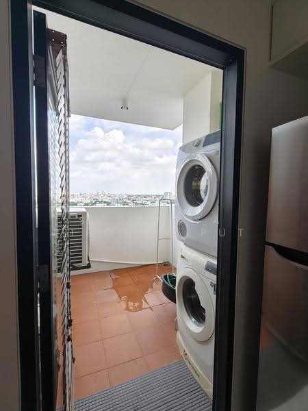 Icon III, Bangkok, 858 Sukhumvit Road, Khlong Tan Nua, Watthana, Bangkok, 2 Bedrooms, 120 sqm, Condo For Rent, by Suchanya Piboonwiput, 500538176 - DDproperty.com