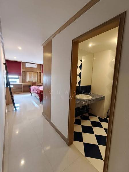 Icon III, Bangkok, 858 Sukhumvit Road, Khlong Tan Nua, Watthana, Bangkok, 2 Bedrooms, 120 sqm, Condo For Rent, by Suchanya Piboonwiput, 500538176 - DDproperty.com